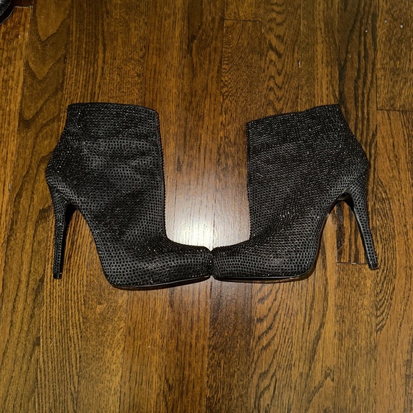 Report signature glitter bootie size 9 - Picture 2 of 5